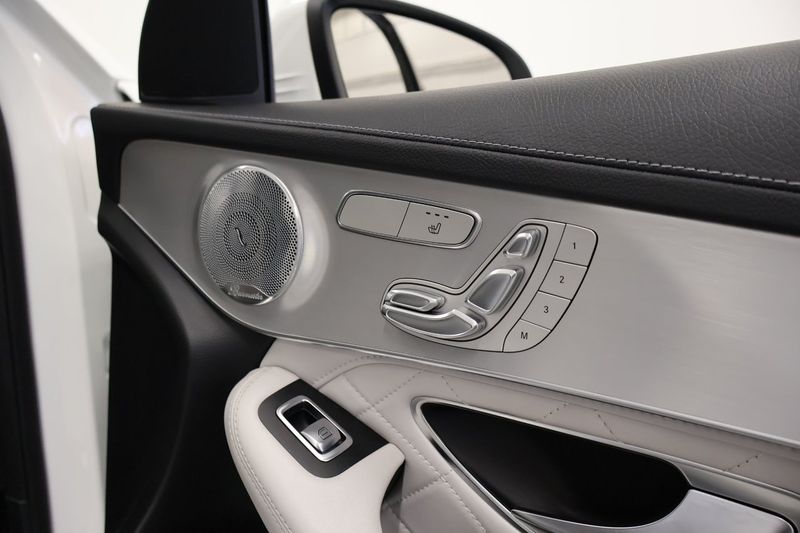 Mercedes GLC250 bild 12