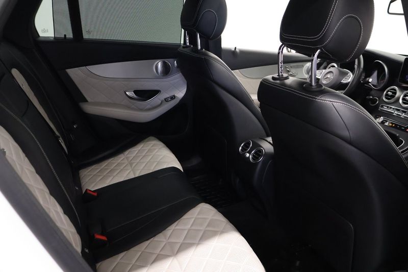 Mercedes GLC250 bild 15