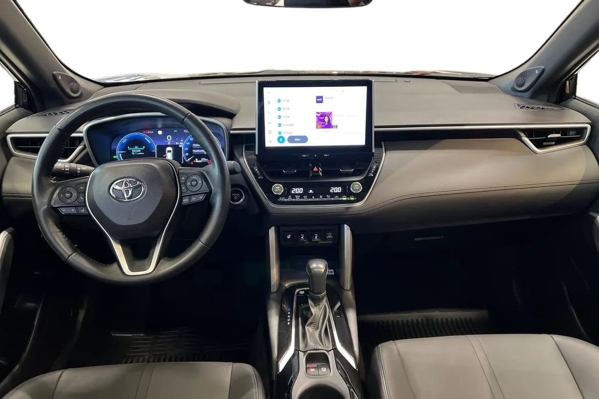 Vehicle image 9
