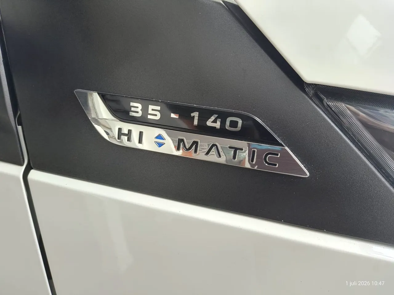 Vehicle image 26