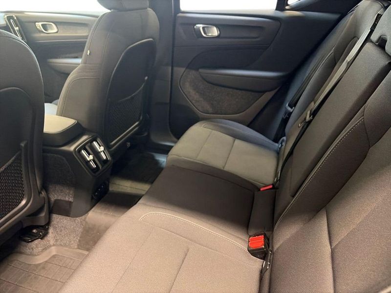 Volvo EX40 bild 9