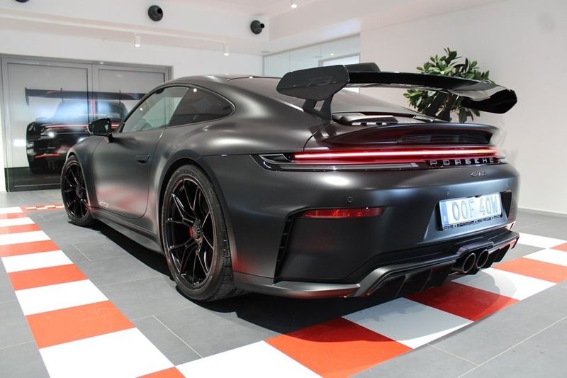 Porsche 992 bild 2