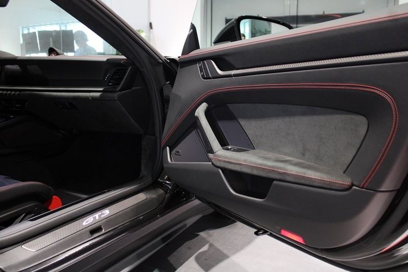 Porsche 992 bild 18