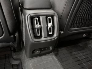 Volvo EC40 bild 11