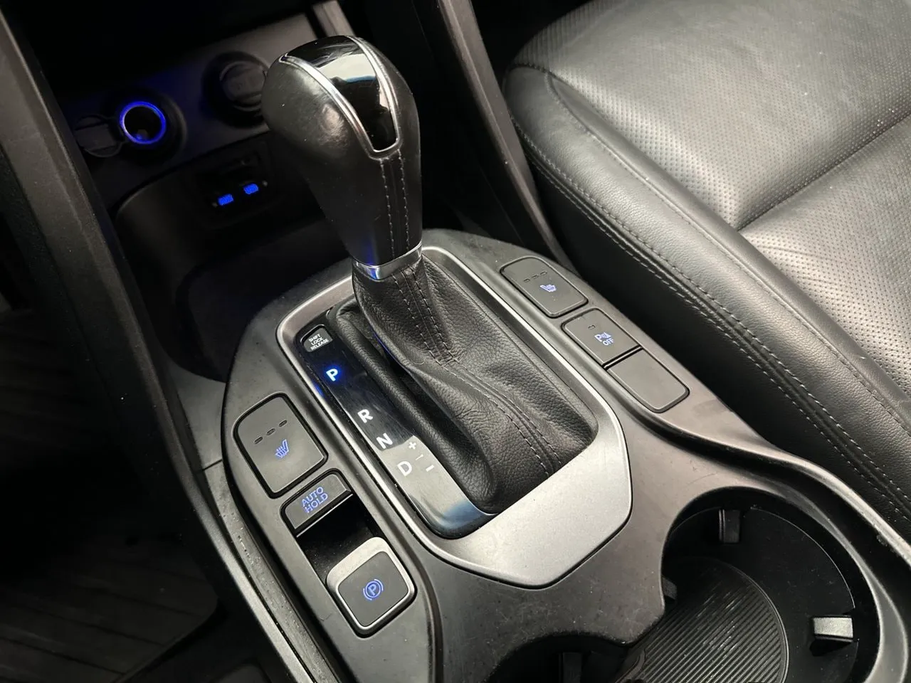 Vehicle image 23