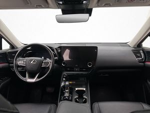 Lexus NX bild 14