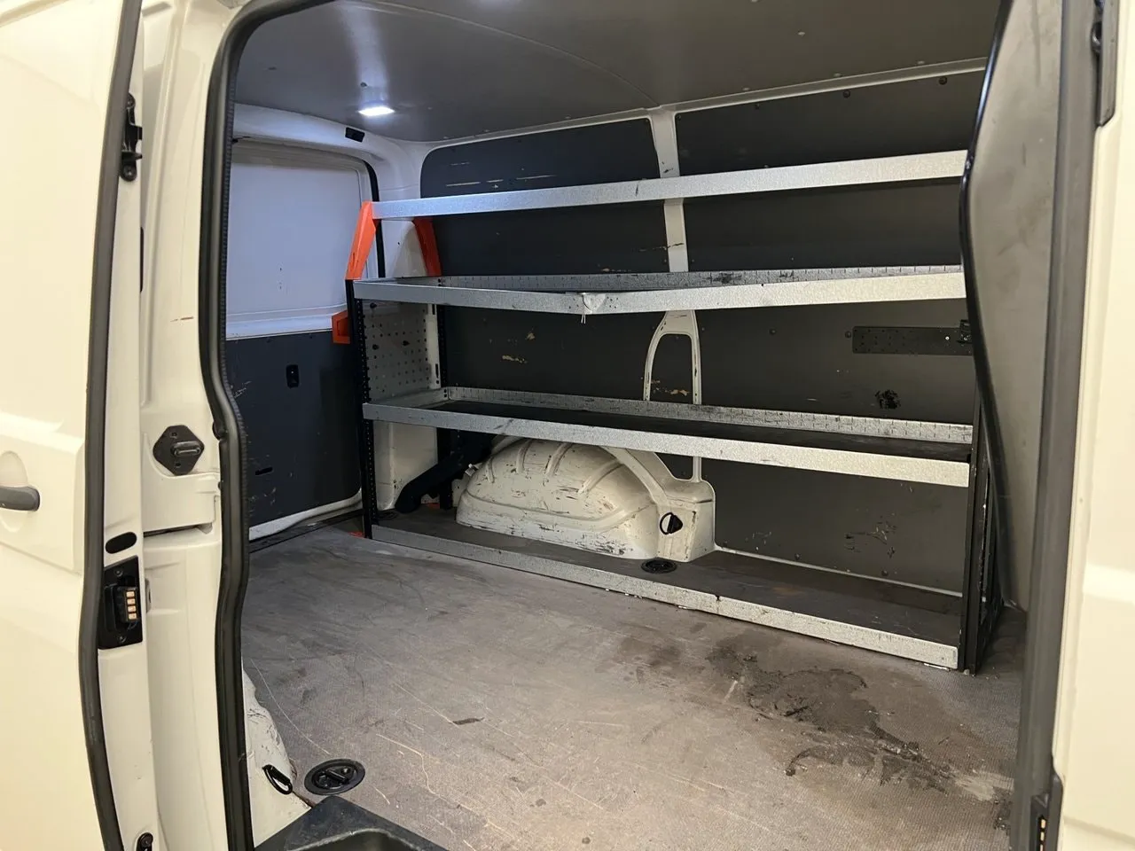 Vehicle image 13