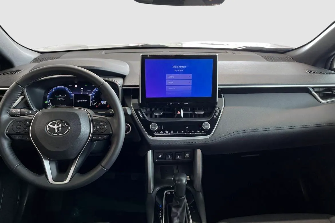 Vehicle image 13