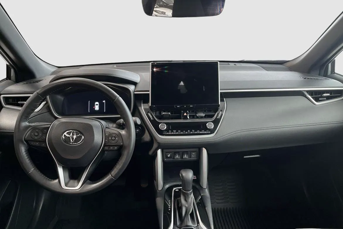 Vehicle image 9