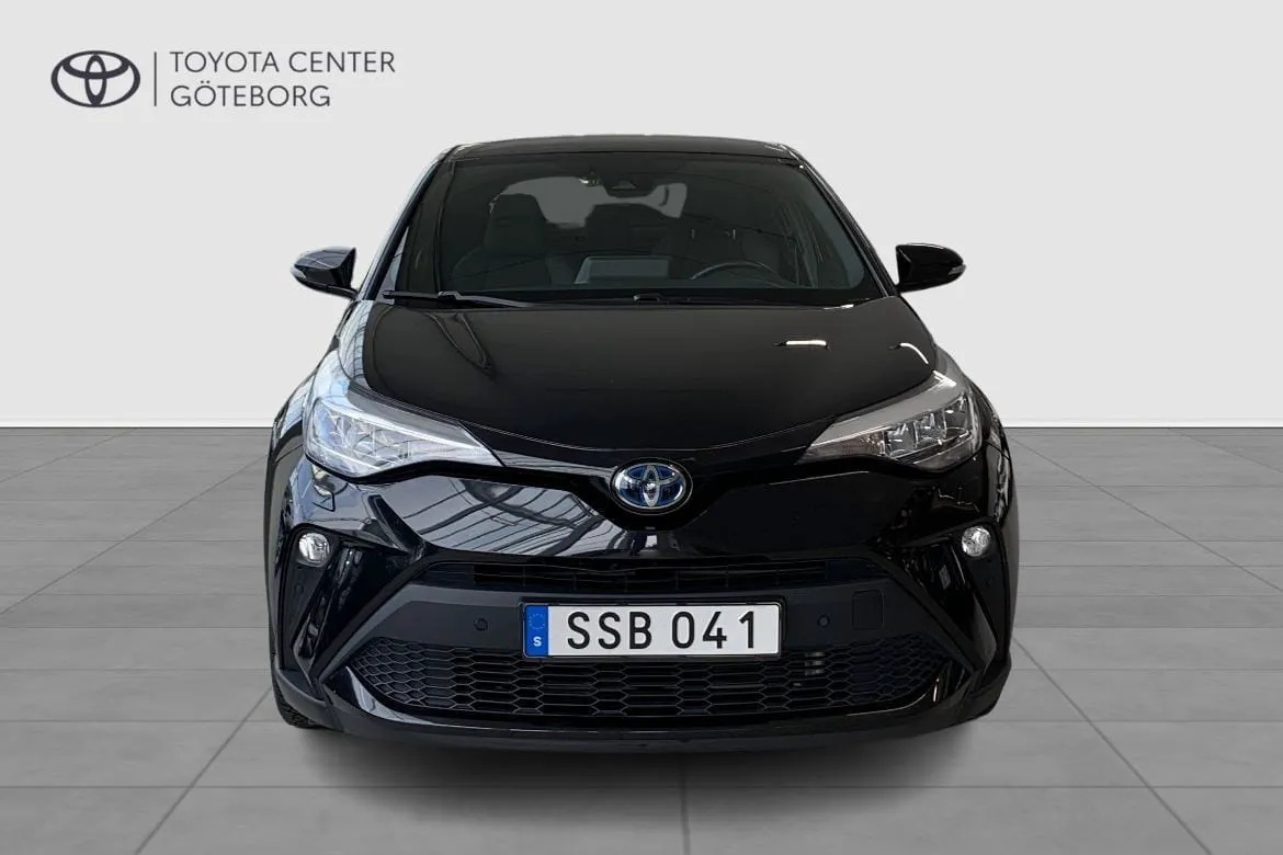 Vehicle image 7
