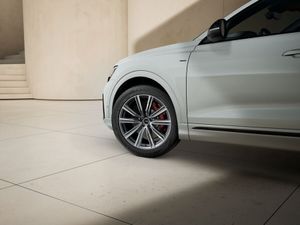 Audi Q8 bild 4