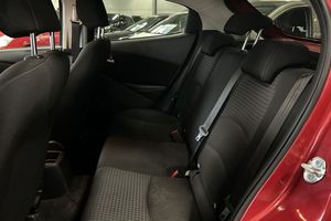 Mazda 2 bild 27