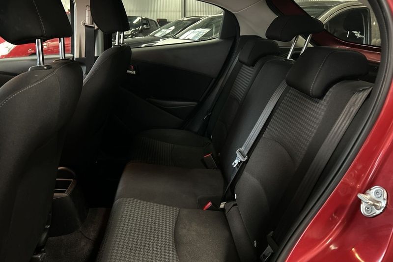Mazda 2 bild 27