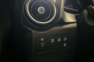 Mazda 2 bild 25