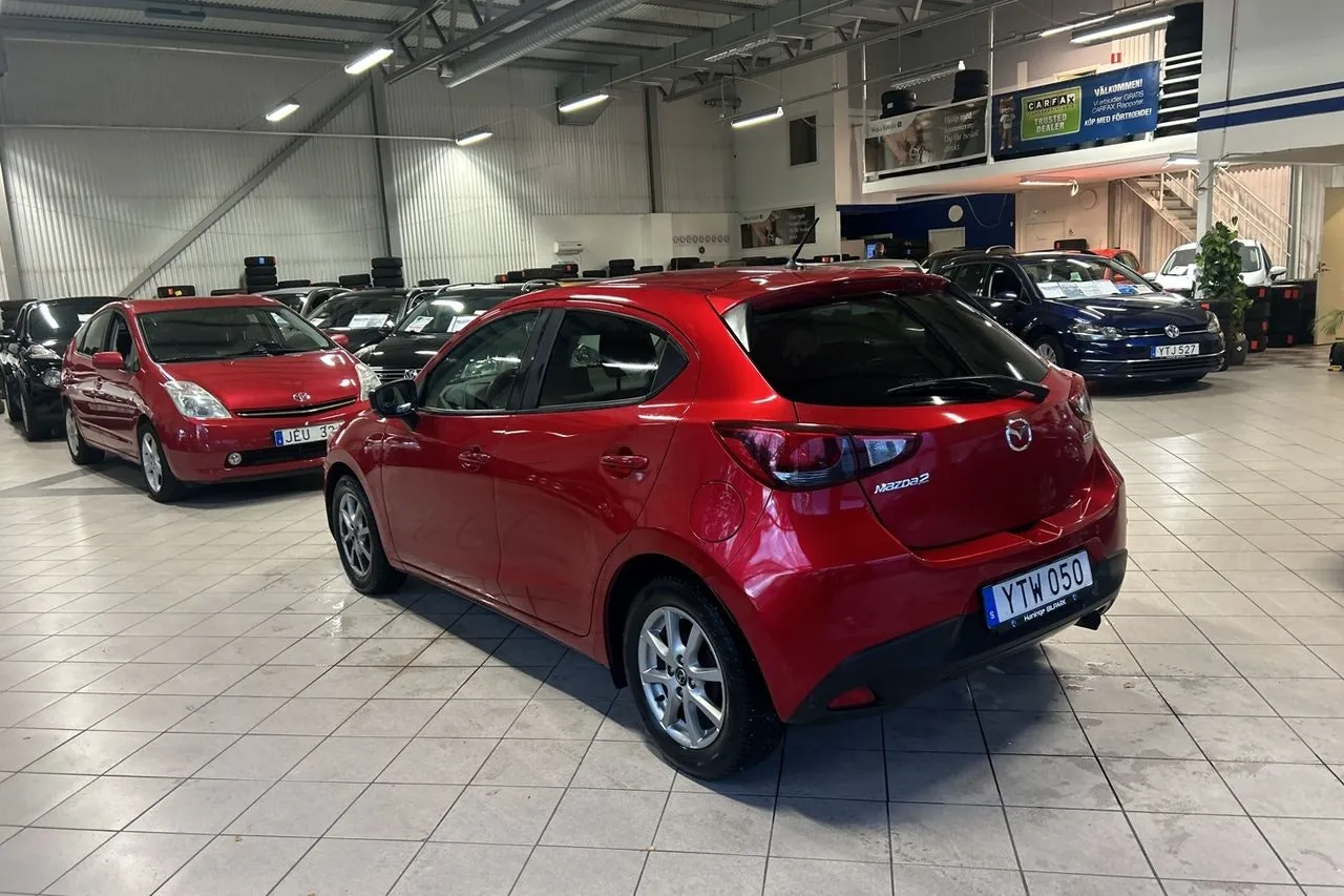 Vehicle image 8