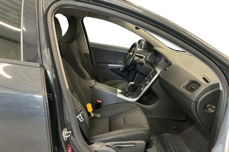 Volvo V60 bild 7