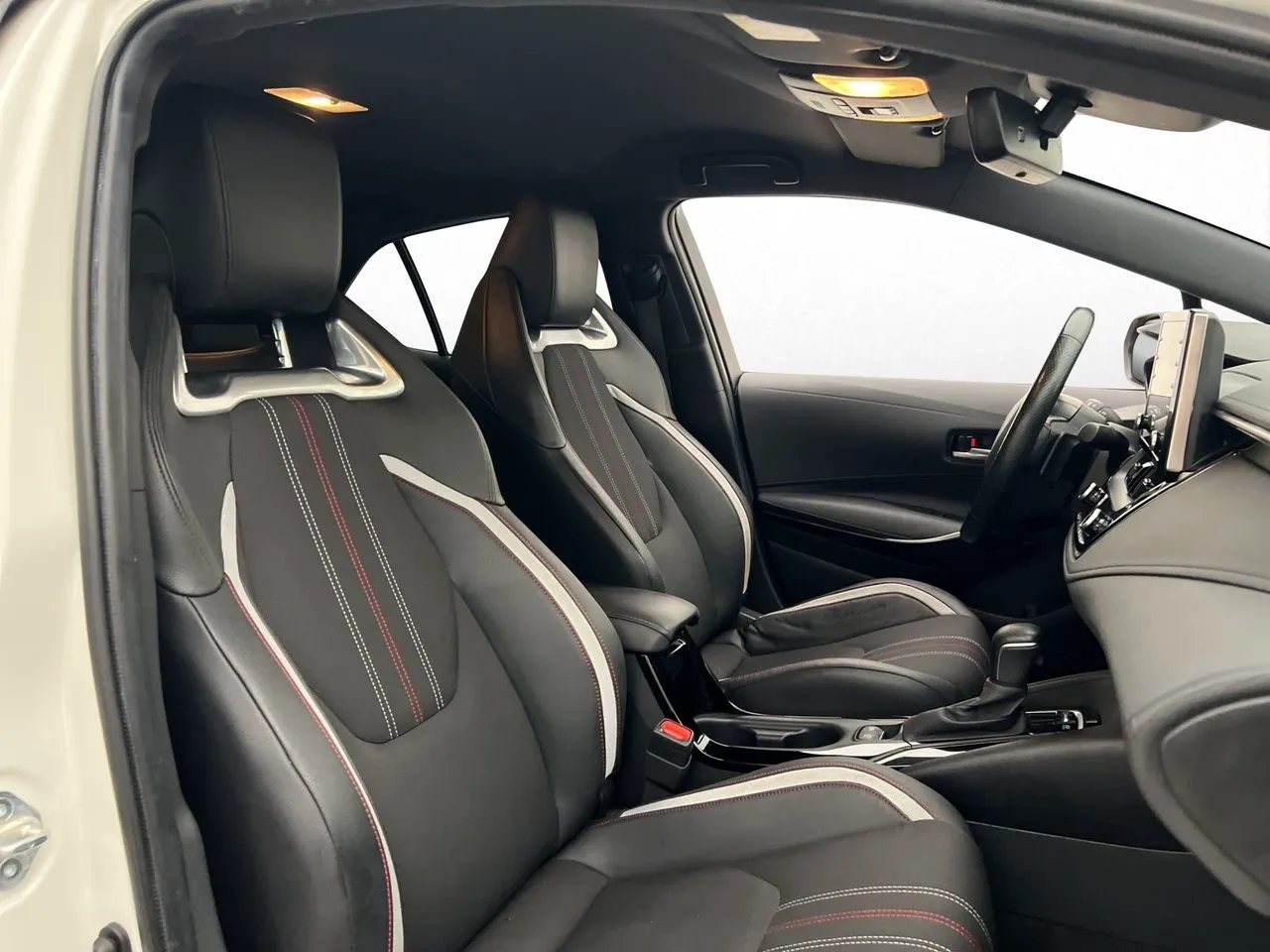 Vehicle image 21