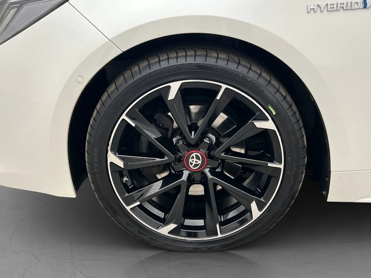 Vehicle image 25