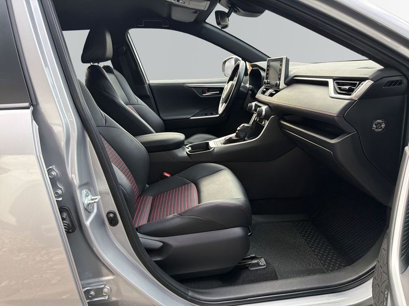 Toyota RAV4 bild 6