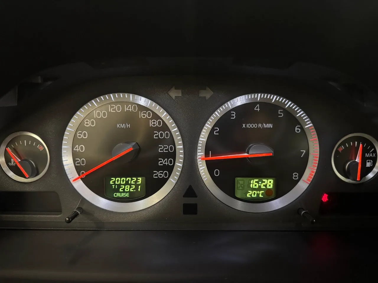 Vehicle image 20