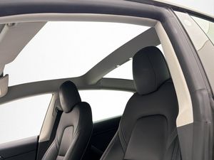 Tesla Model 3 bild 12