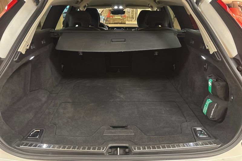 Volvo V90 bild 13