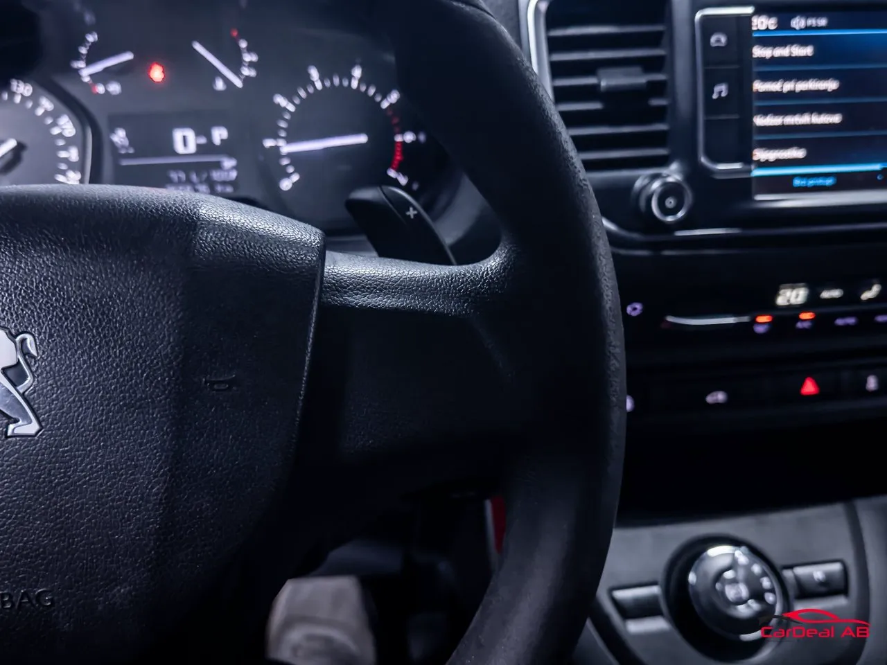 Vehicle image 20