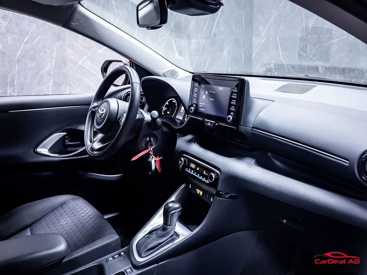 Vehicle image 12