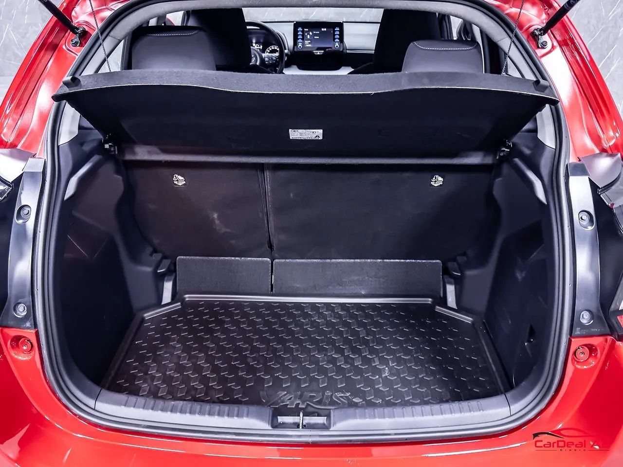 Vehicle image 16