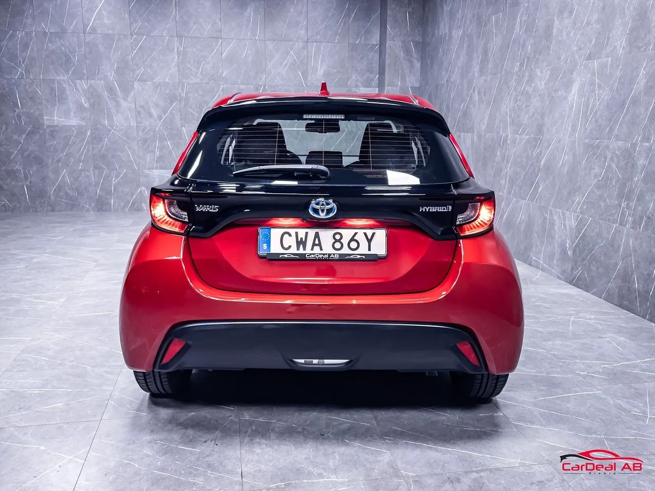 Vehicle image 5