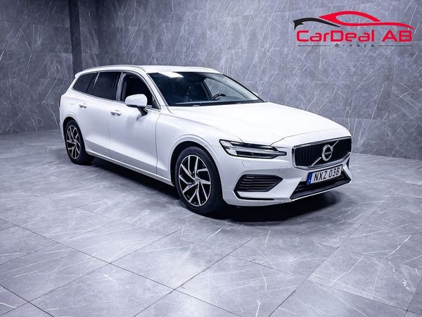 Volvo V60 T6 AWD Momentum Advanced Värmare Kamera BLIS Navi MOMS - 2020