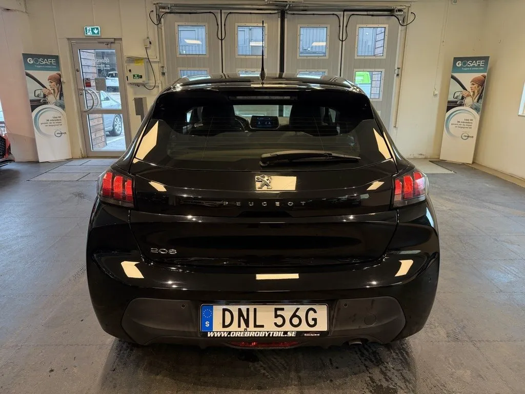 Vehicle image 20