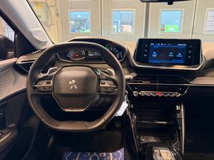 Peugeot 208 bild 8