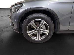 Mercedes GLC220 bild 16