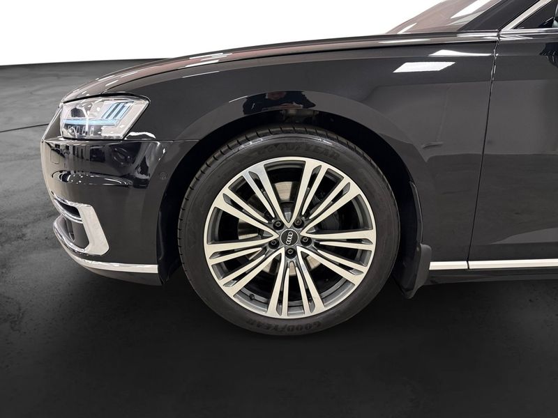Audi A8 bild 20