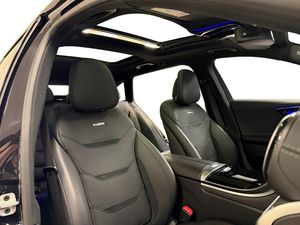Mercedes C63 AMG bild 12