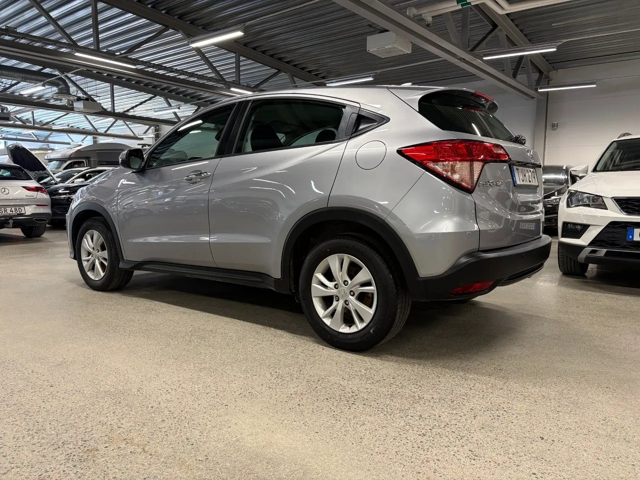 Vehicle image 2