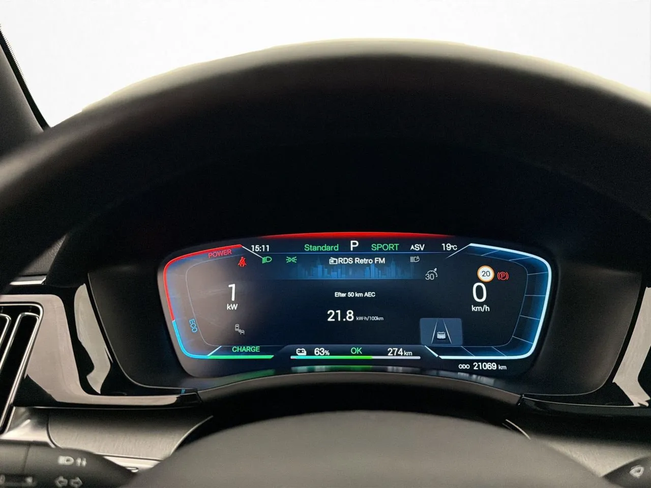 Vehicle image 20