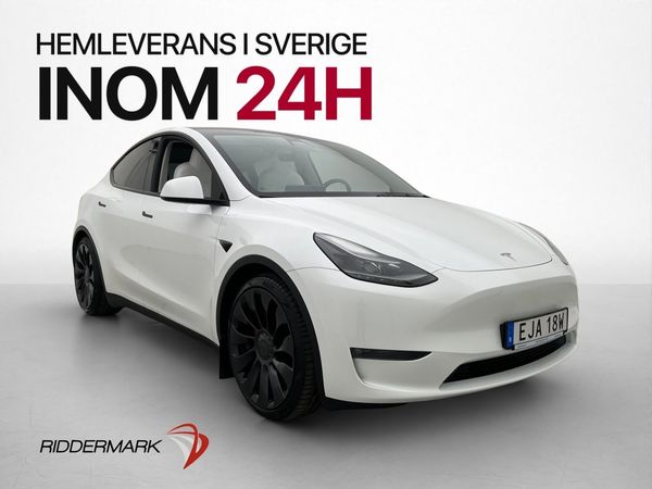 Tesla Model Y Performance Pano Värmepump Drag Kamera MOMS - 2023