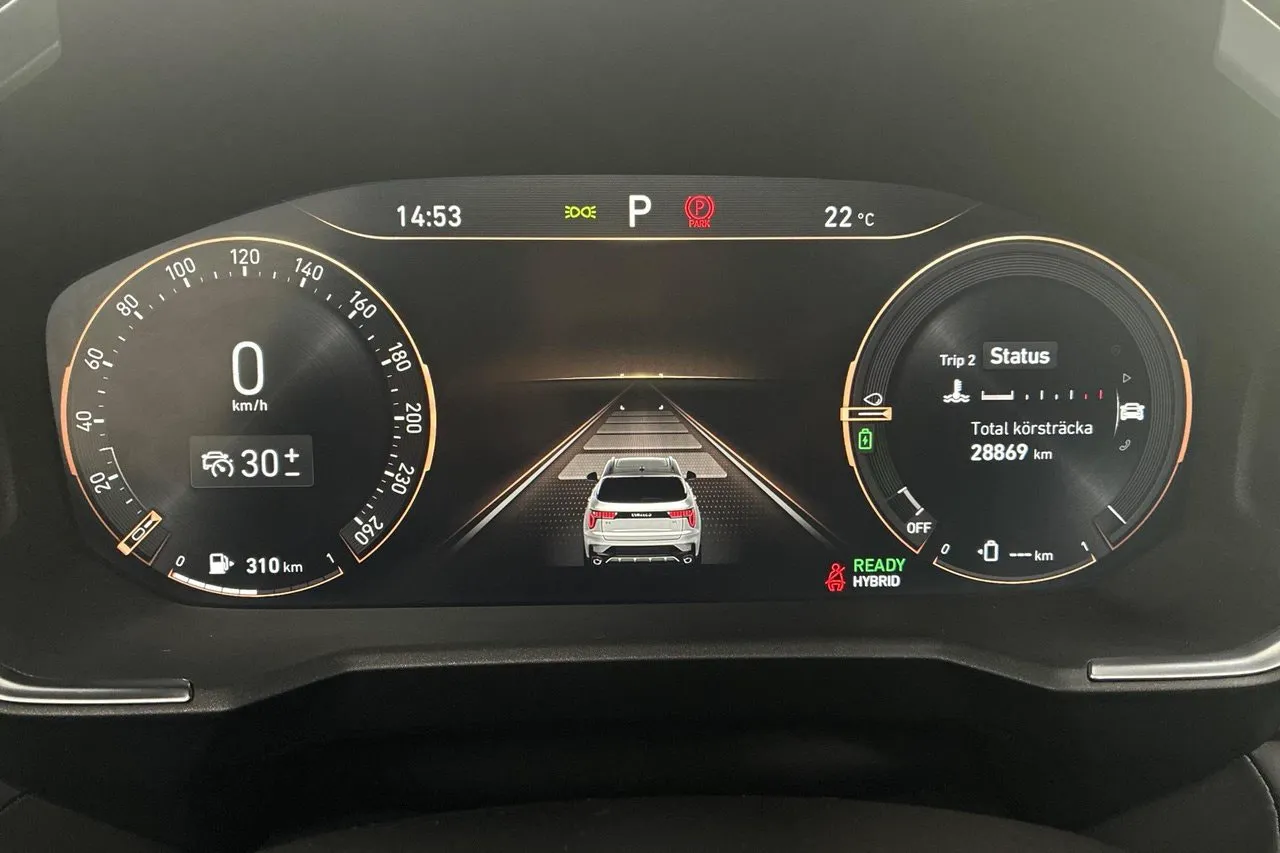Vehicle image 15