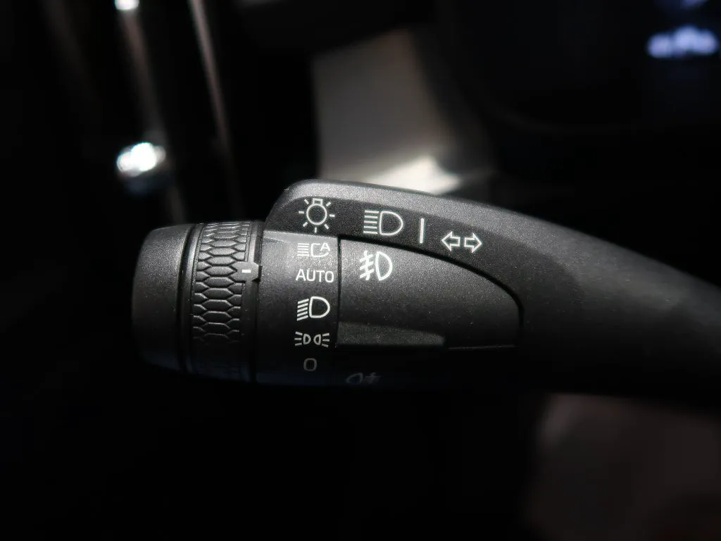 Vehicle image 34