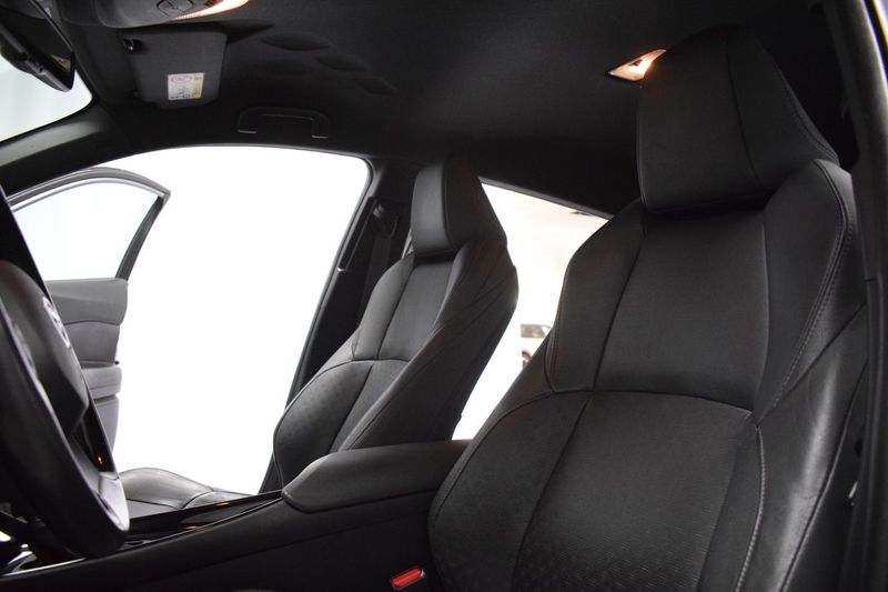 Toyota C-HR bild 25