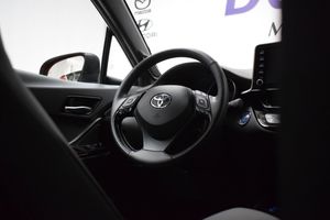Toyota C-HR bild 16