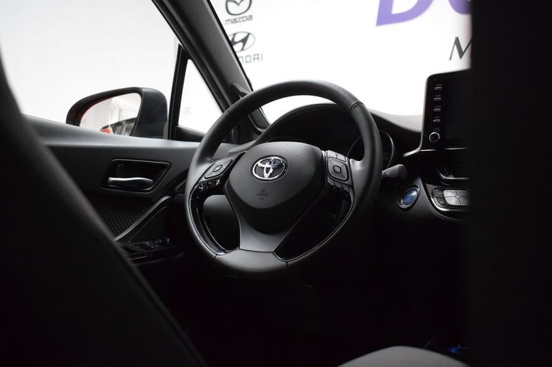 Toyota C-HR bild 16