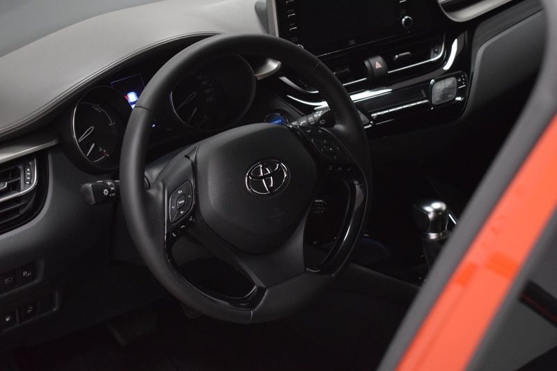 Toyota C-HR bild 12