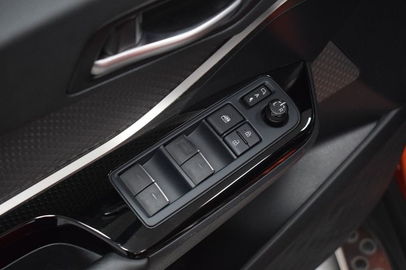 Toyota C-HR bild 26