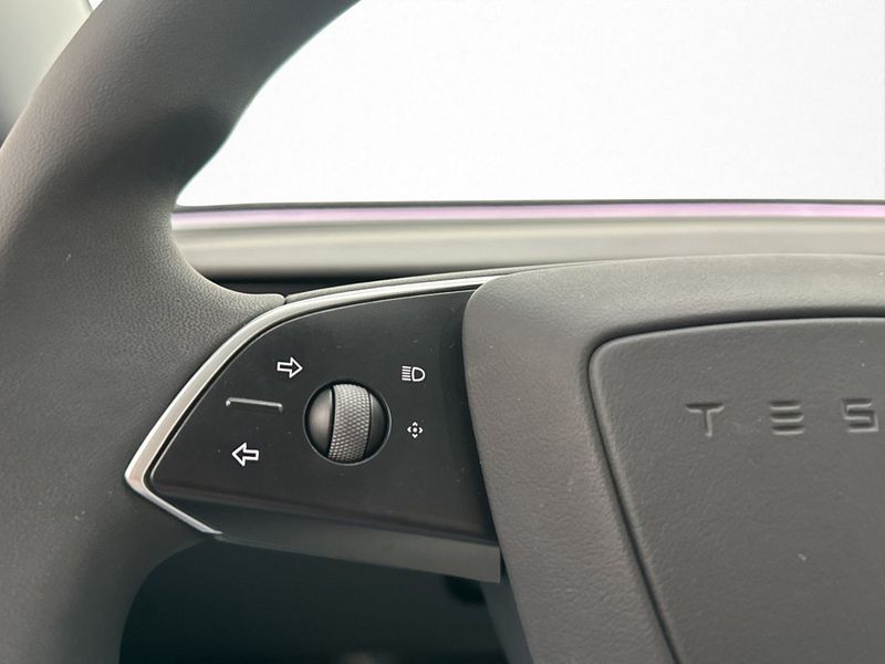 Tesla Model 3 bild 26