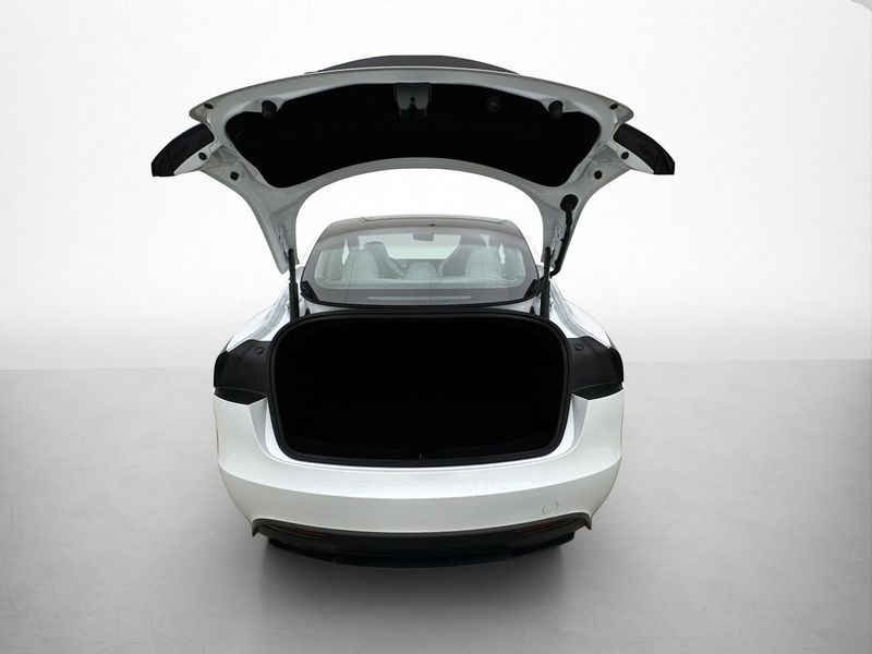 Tesla Model 3 bild 9