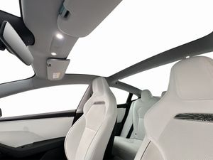 Tesla Model 3 bild 17