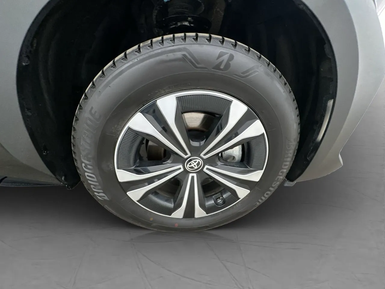 Vehicle image 31